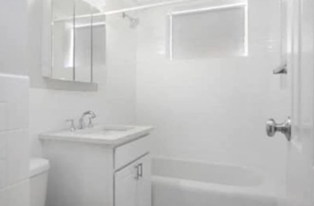 116 West Emerson Street, Unit 4 Melrose, MA 02176 - Photo 7 of 9