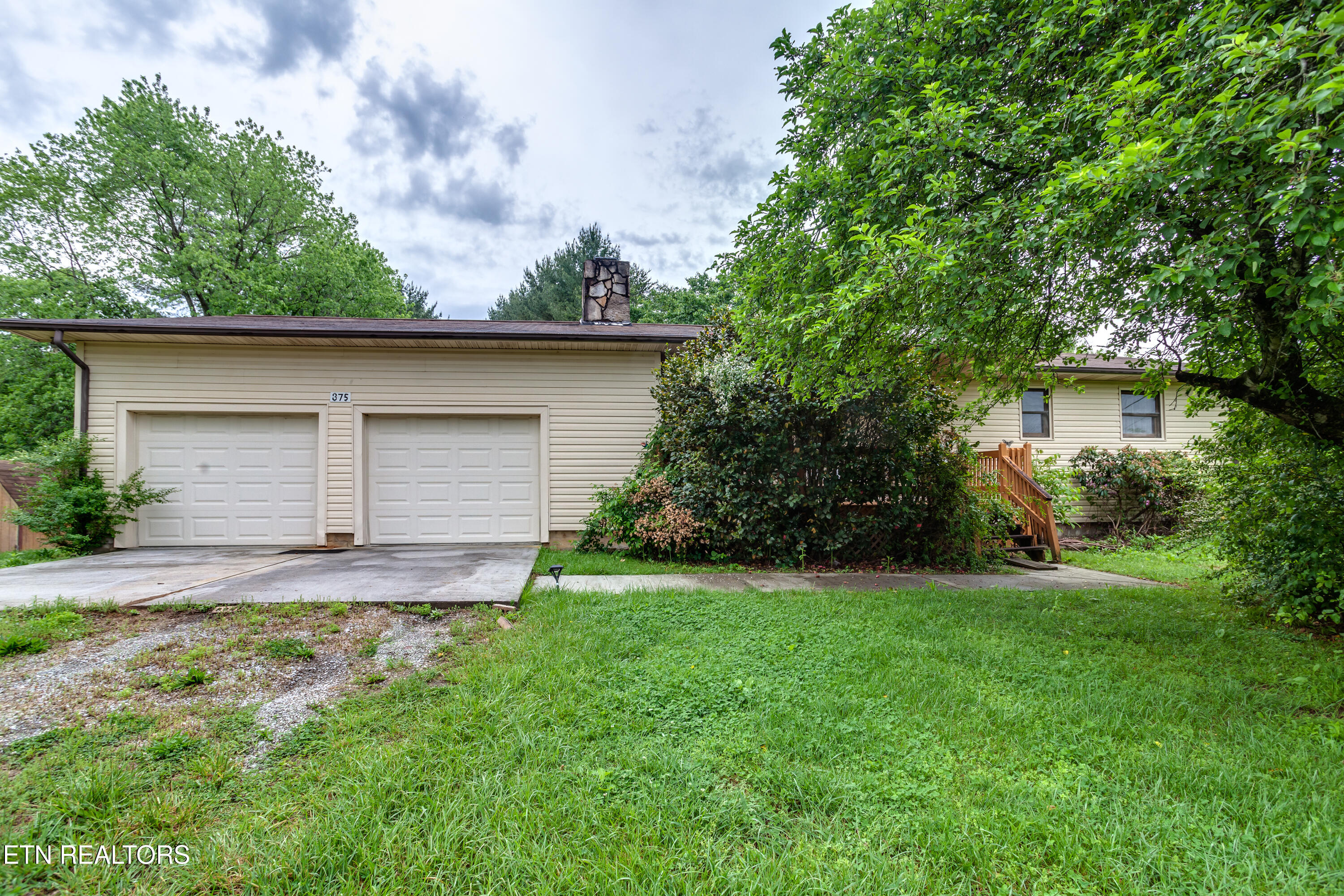 375 Rainbow Road Sevierville, TN 37862 - Photo 7 of 58 004250503-1-375RainbowRdSeviervilleTn-SM