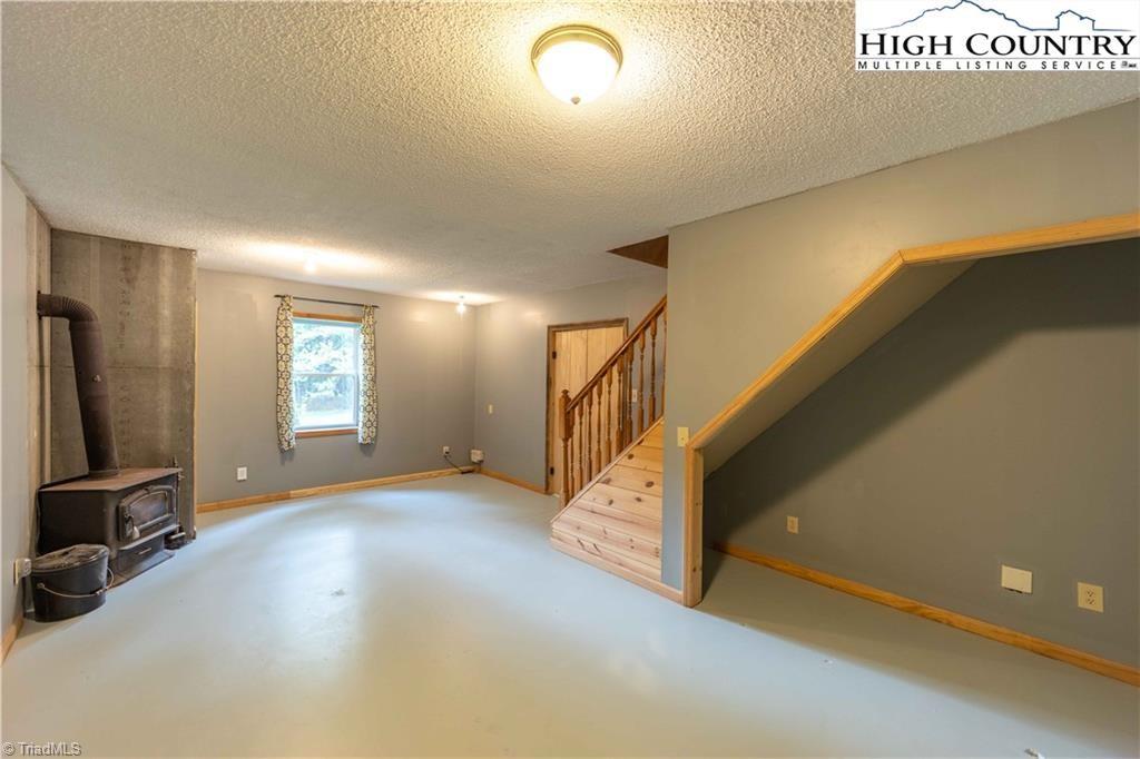 3397 Mountain View Road Glade Valley, NC 28627 - Photo 16 of 31 Gallery Image 16