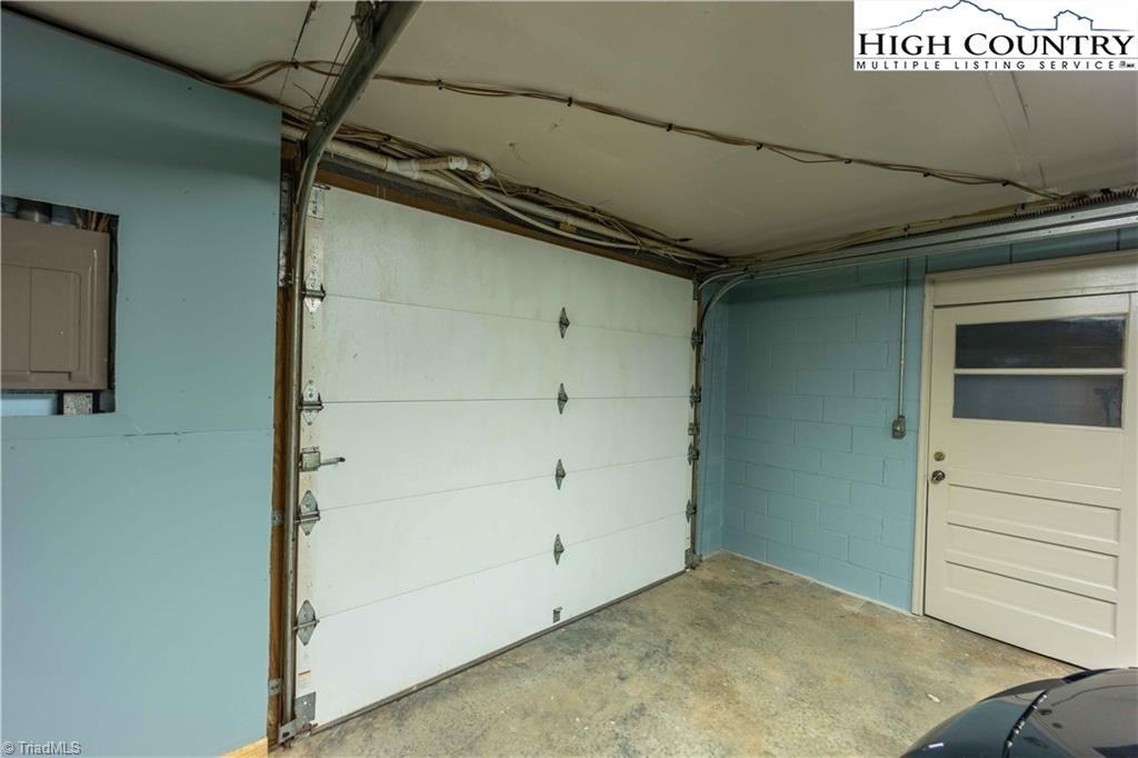 3397 Mountain View Road Glade Valley, NC 28627 - Photo 17 of 31 Gallery Image 17