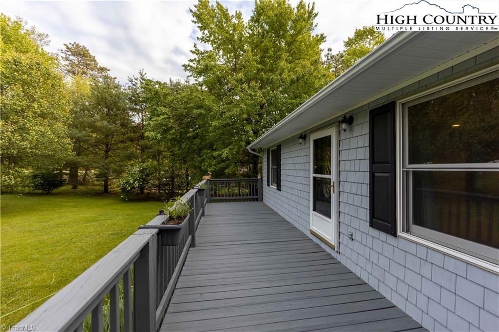 3397 Mountain View Road Glade Valley, NC 28627 - Photo 4 of 31 Gallery Image 4