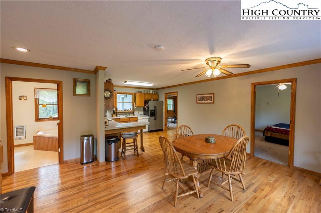 3397 Mountain View Road Glade Valley, NC 28627 - Photo 7 of 31 Gallery Image 7