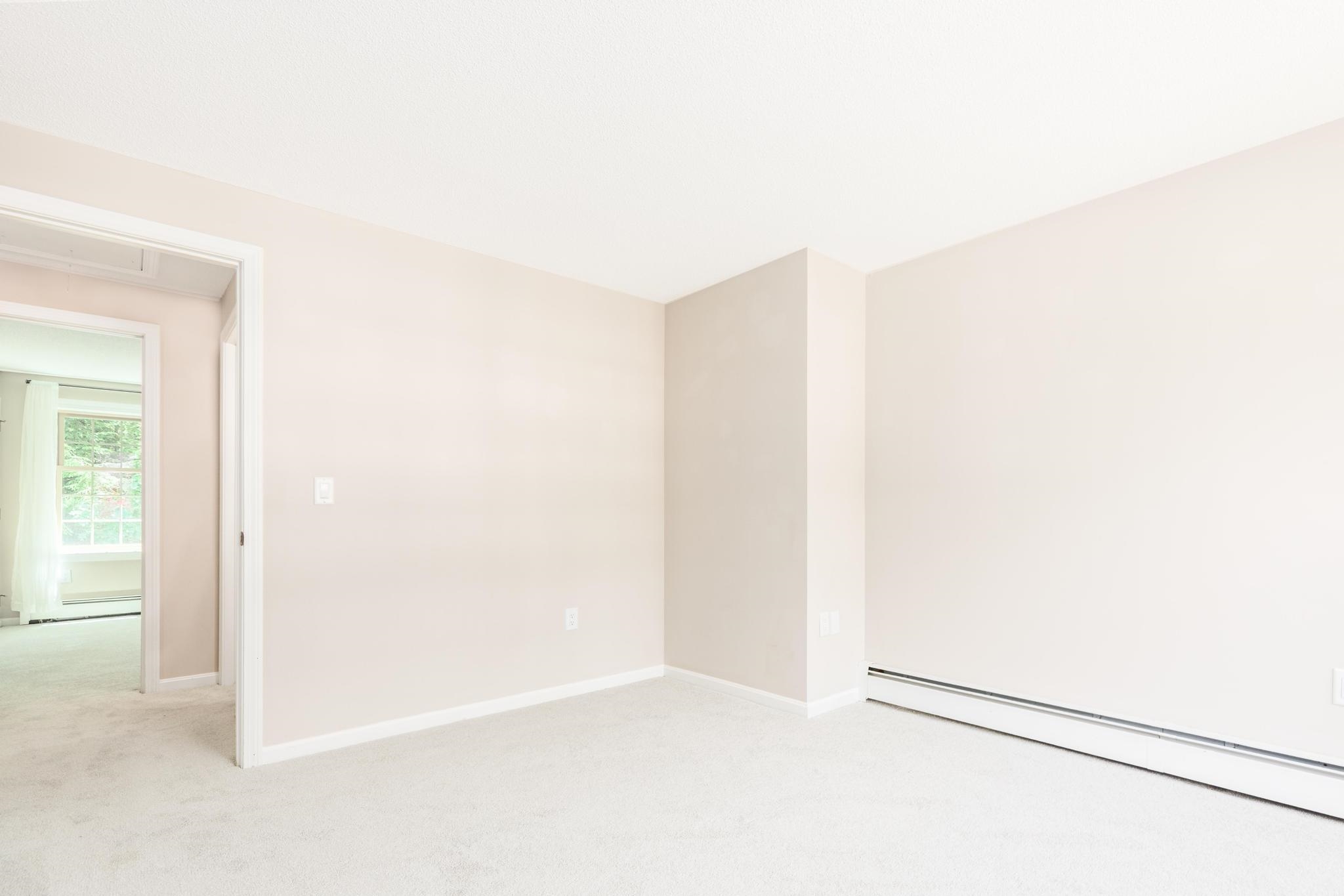 4 Woodland Green Rochester, NH 03868 - Photo 20 of 27