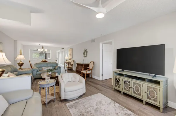 $289,000 | 15074 Witney Road, Unit 204, Delray Beach, FL 33484