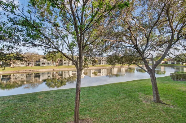 $289,000 | 15074 Witney Road, Unit 204, Delray Beach, FL 33484