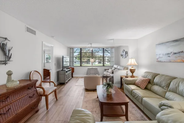 $289,000 | 15074 Witney Road, Unit 204, Delray Beach, FL 33484