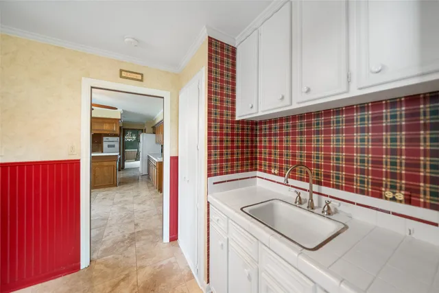 $356,500 | 13619 Charwell Crossing Lane, Houston, TX 77069