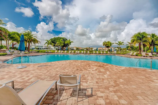 $4,300 | 1023 Eucalyptus Drive, Hollywood, FL 33021