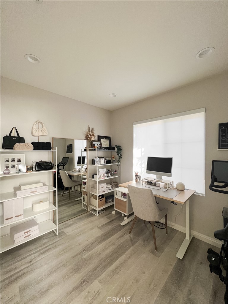 151 Islington Irvine, CA 92620 - Photo 8 of 15 a workspace with furniture