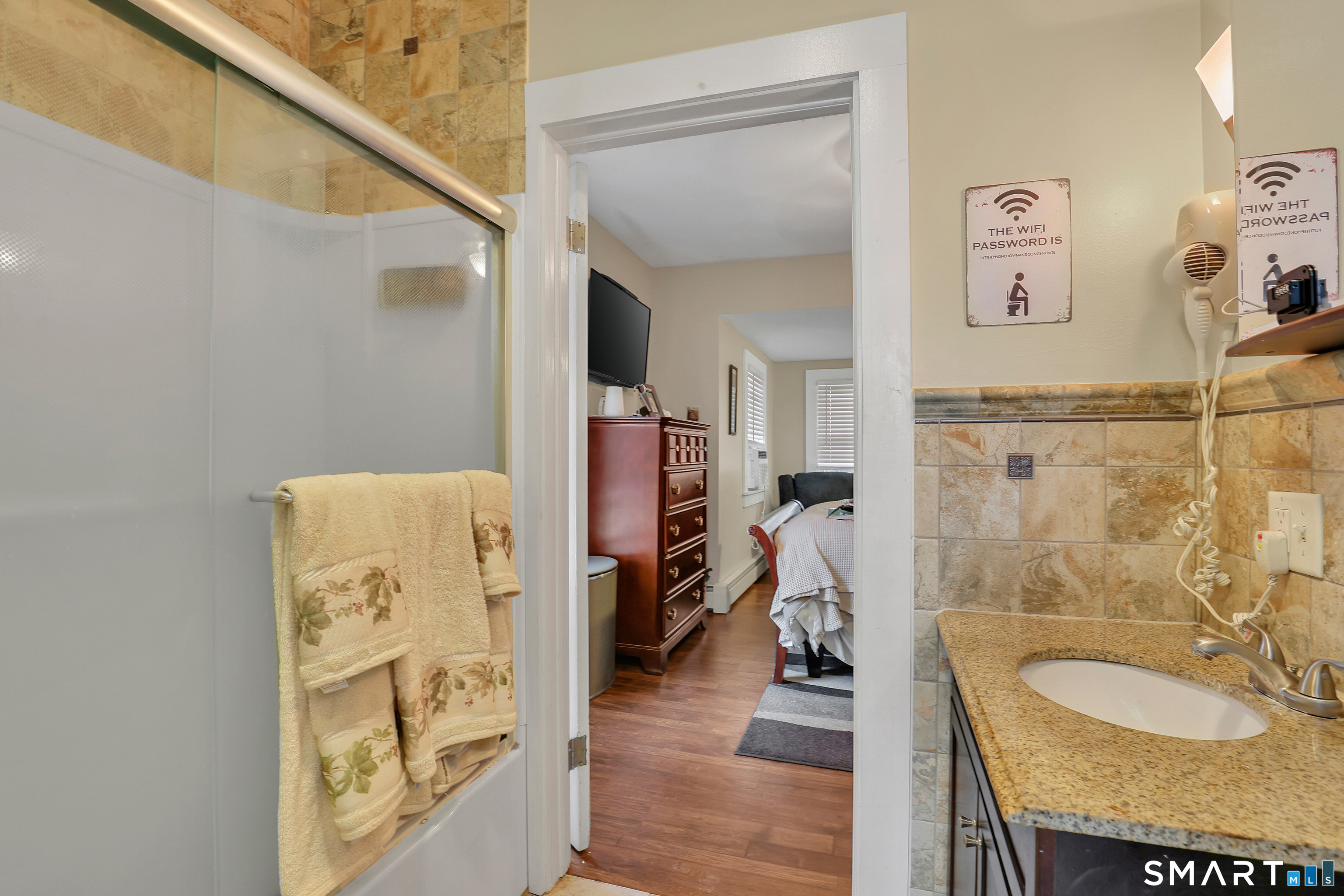 74 West Street Middletown, CT 06457 - Photo 19 of 32