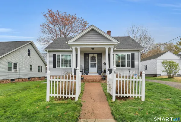 $359,000 | 74 West Street, Middletown, CT 06457