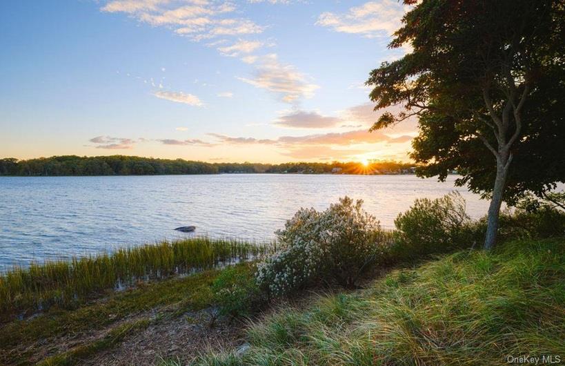 1020 Ruch Lane Southold, NY 11971 - Photo 29 of 35 a view of a lake from a yard