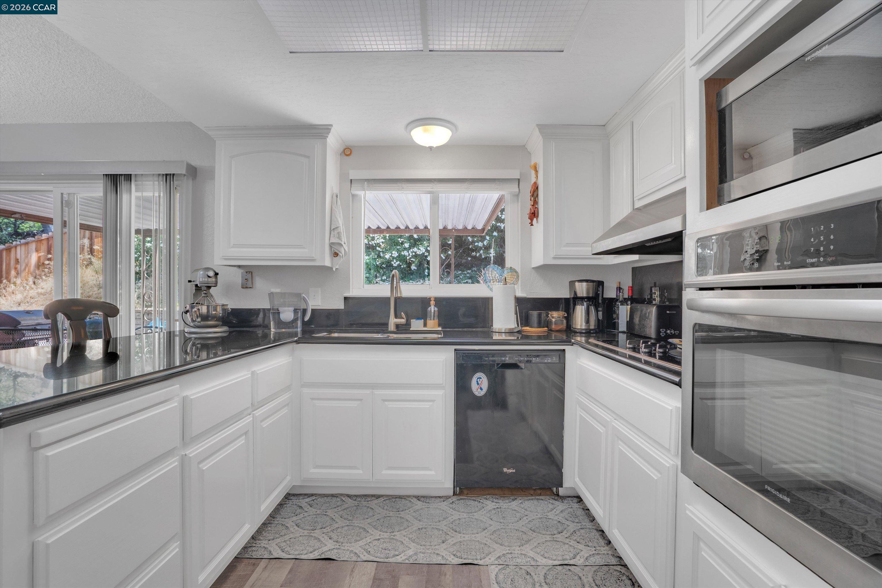 4175 Stephanie Way Pittsburg, CA 94565 - Photo 14 of 27