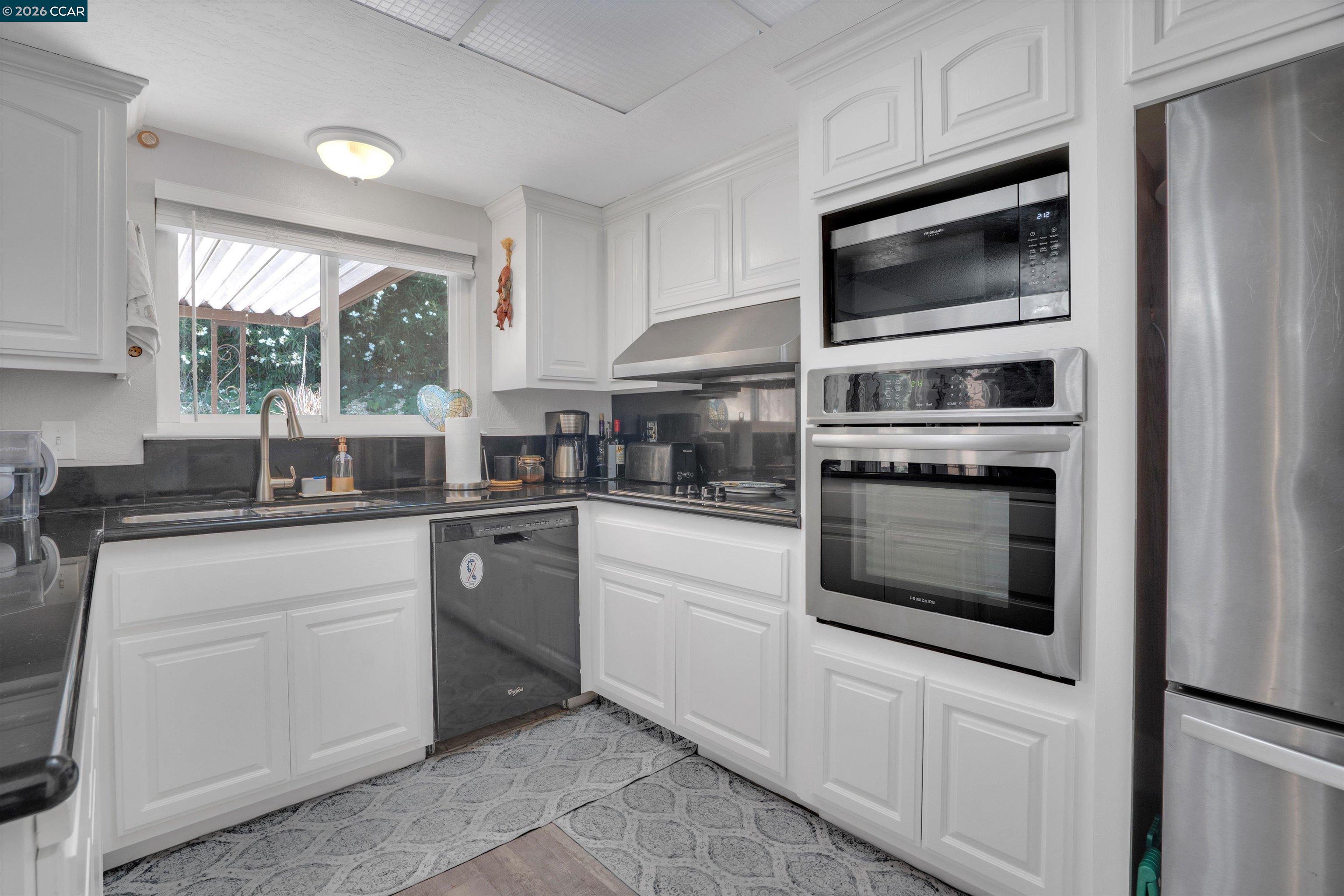 4175 Stephanie Way Pittsburg, CA 94565 - Photo 15 of 27