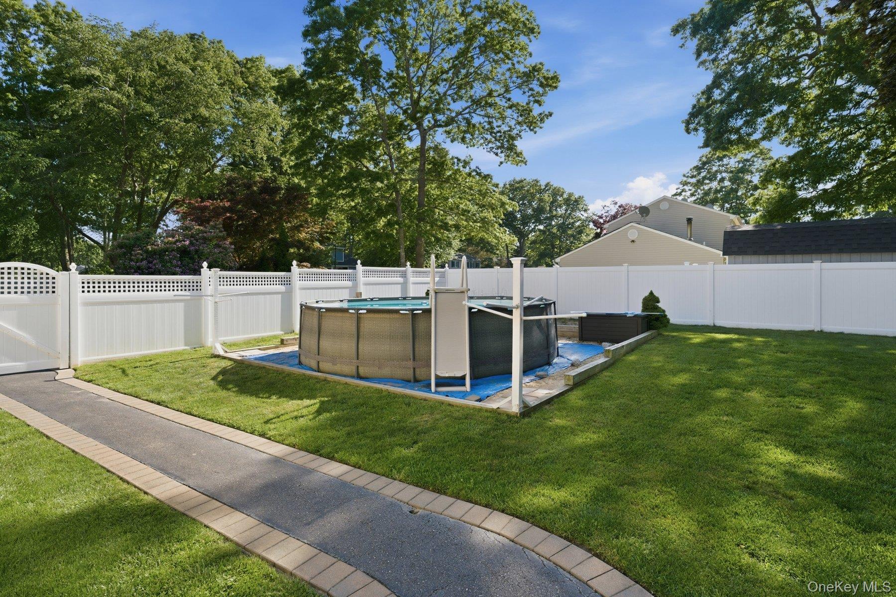 28 Cedar Heights Drive Ridge, NY 11961 - Photo 9 of 30