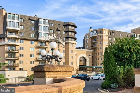 $625,000 | 1250 South Washington Street, Unit 116, Alexandria, VA 22314