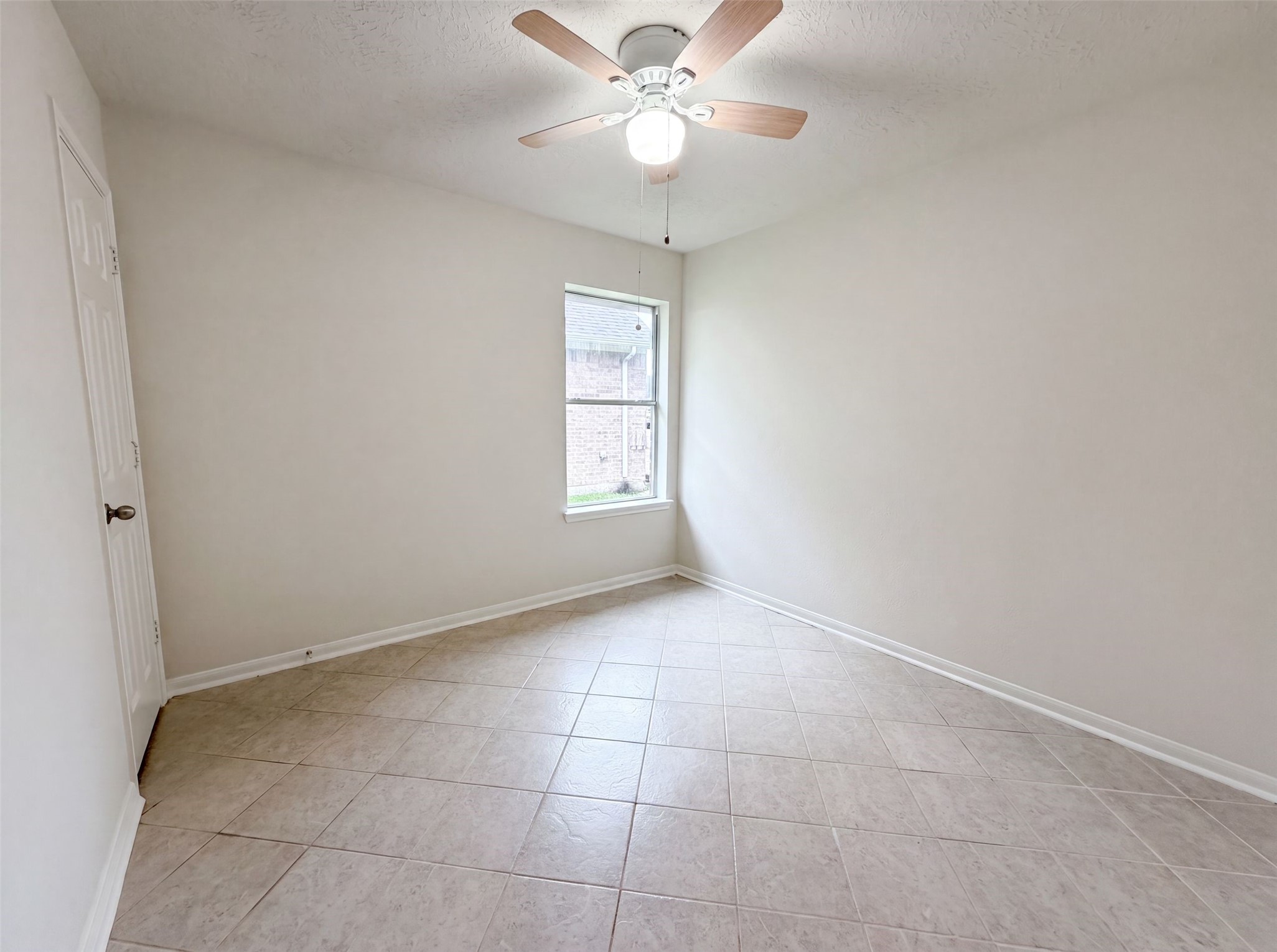 2127 Hannover Way Spring, TX 77388 - Photo 13 of 20
