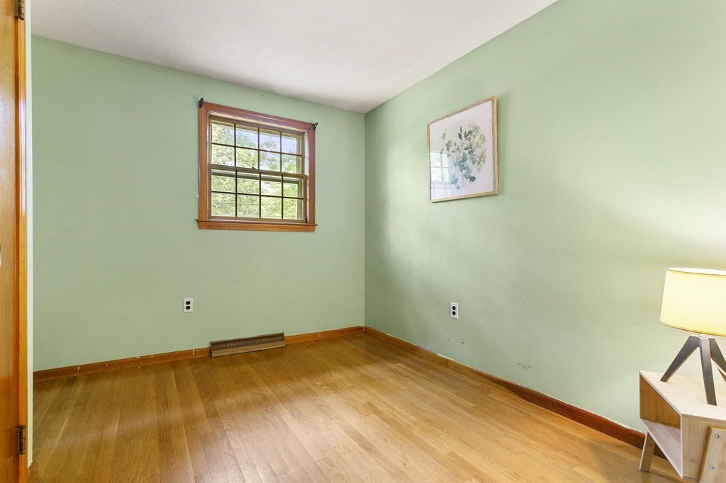 121 A Wilmington Road Burlington, MA 01803 - Photo 20 of 38 Gallery Image 20