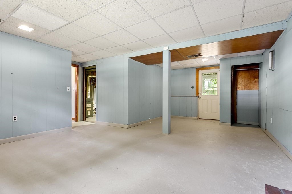 121 A Wilmington Road Burlington, MA 01803 - Photo 23 of 38 Gallery Image 23