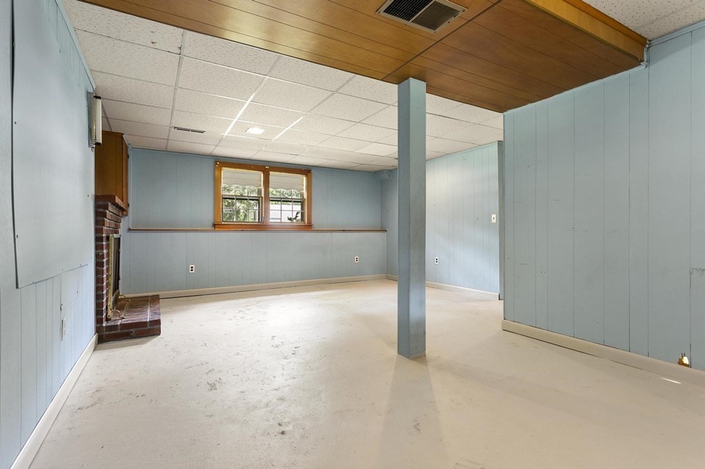 121 A Wilmington Road Burlington, MA 01803 - Photo 24 of 38 Gallery Image 24
