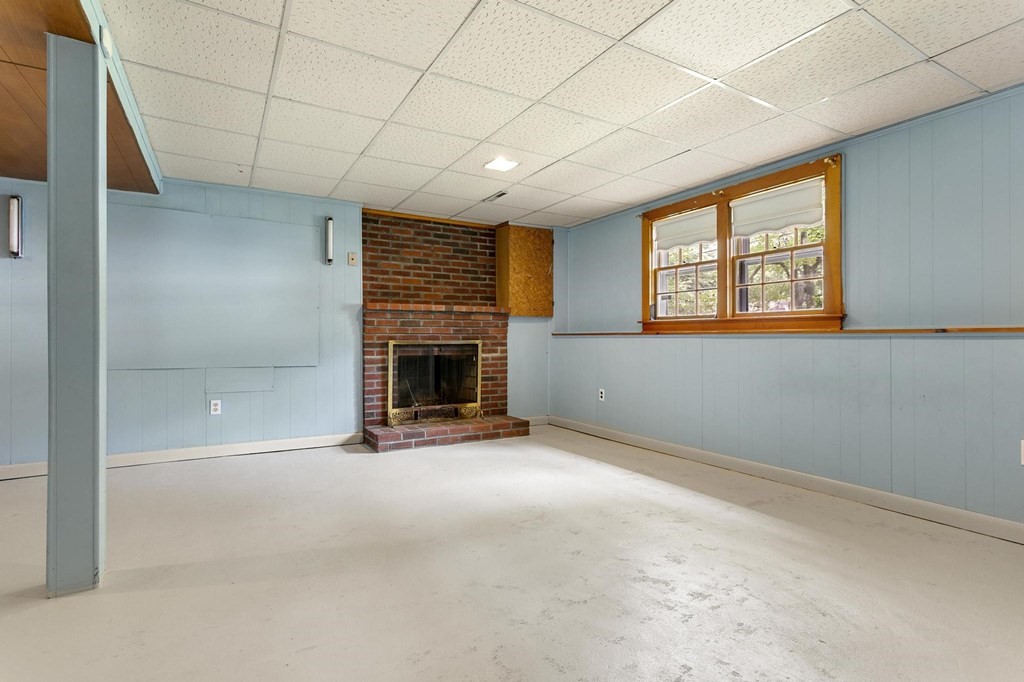 121 A Wilmington Road Burlington, MA 01803 - Photo 25 of 38 Gallery Image 25