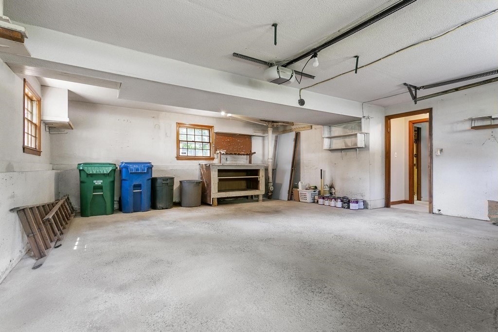 121 A Wilmington Road Burlington, MA 01803 - Photo 28 of 38 Gallery Image 28