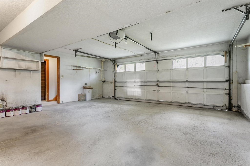 121 A Wilmington Road Burlington, MA 01803 - Photo 29 of 38 Gallery Image 29