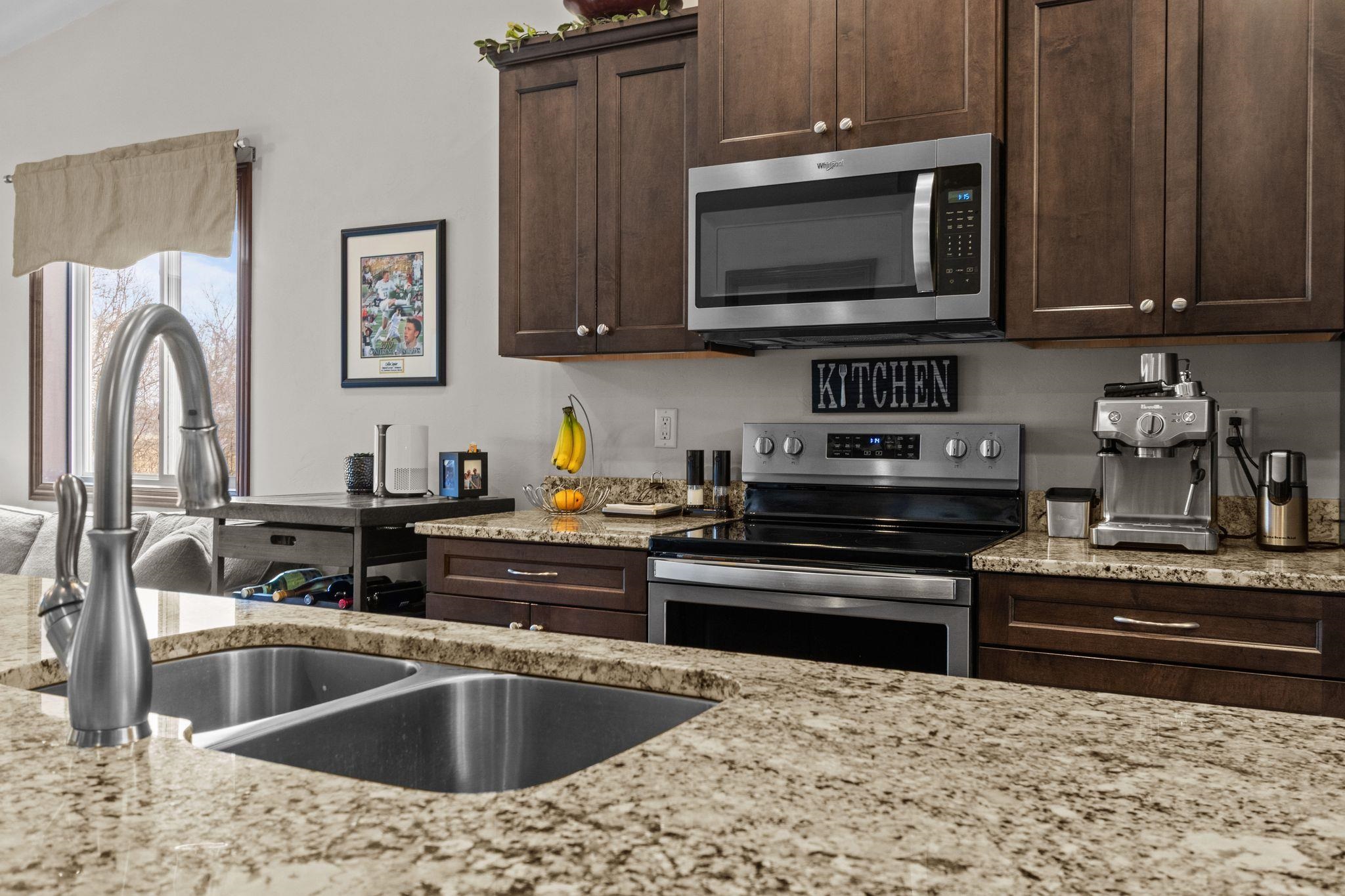 1054 Willis Way Appleton, WI 54913 - Photo 13 of 45