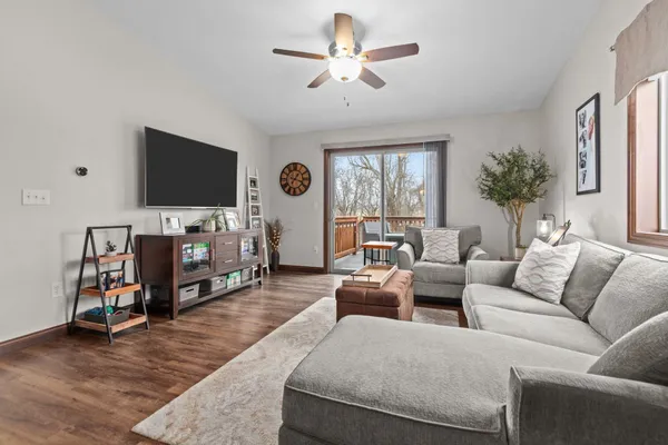 $369,900 | 1054 Willis Way, Appleton, WI 54913