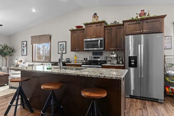 $369,900 | 1054 Willis Way, Appleton, WI 54913
