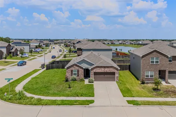 $2,150 | 6307 Highland Hts Drive, Richmond, TX 77469