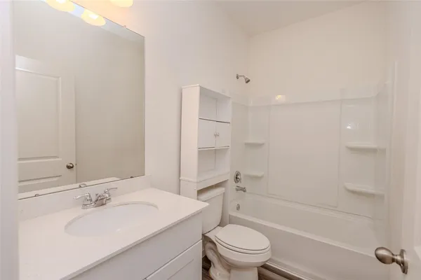 $2,150 | 6307 Highland Hts Drive, Richmond, TX 77469