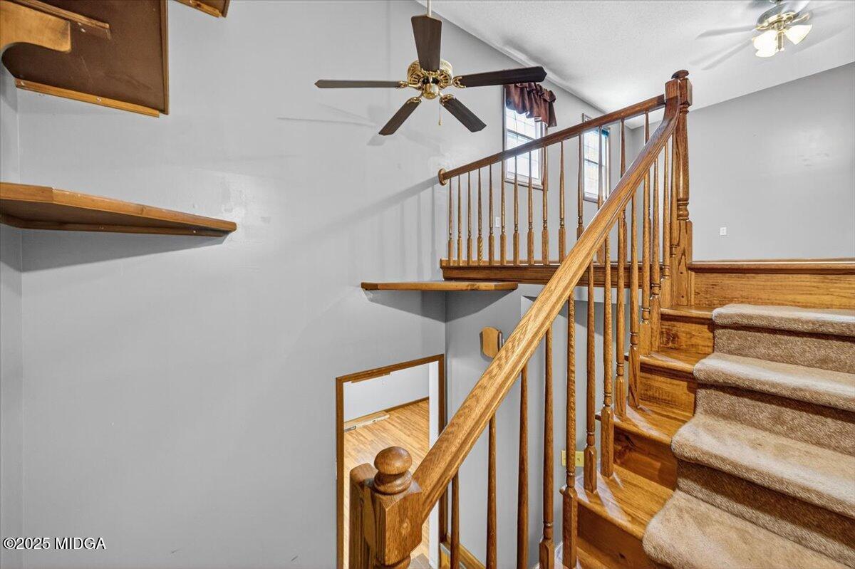 5682 Hartley Bridge Road Macon, GA 31216 - Photo 25 of 79 Stairs Main House