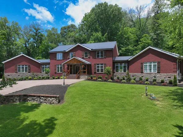 $1,340,000 | 125 Happy Hollow Road, Goodlettsville, TN 37072