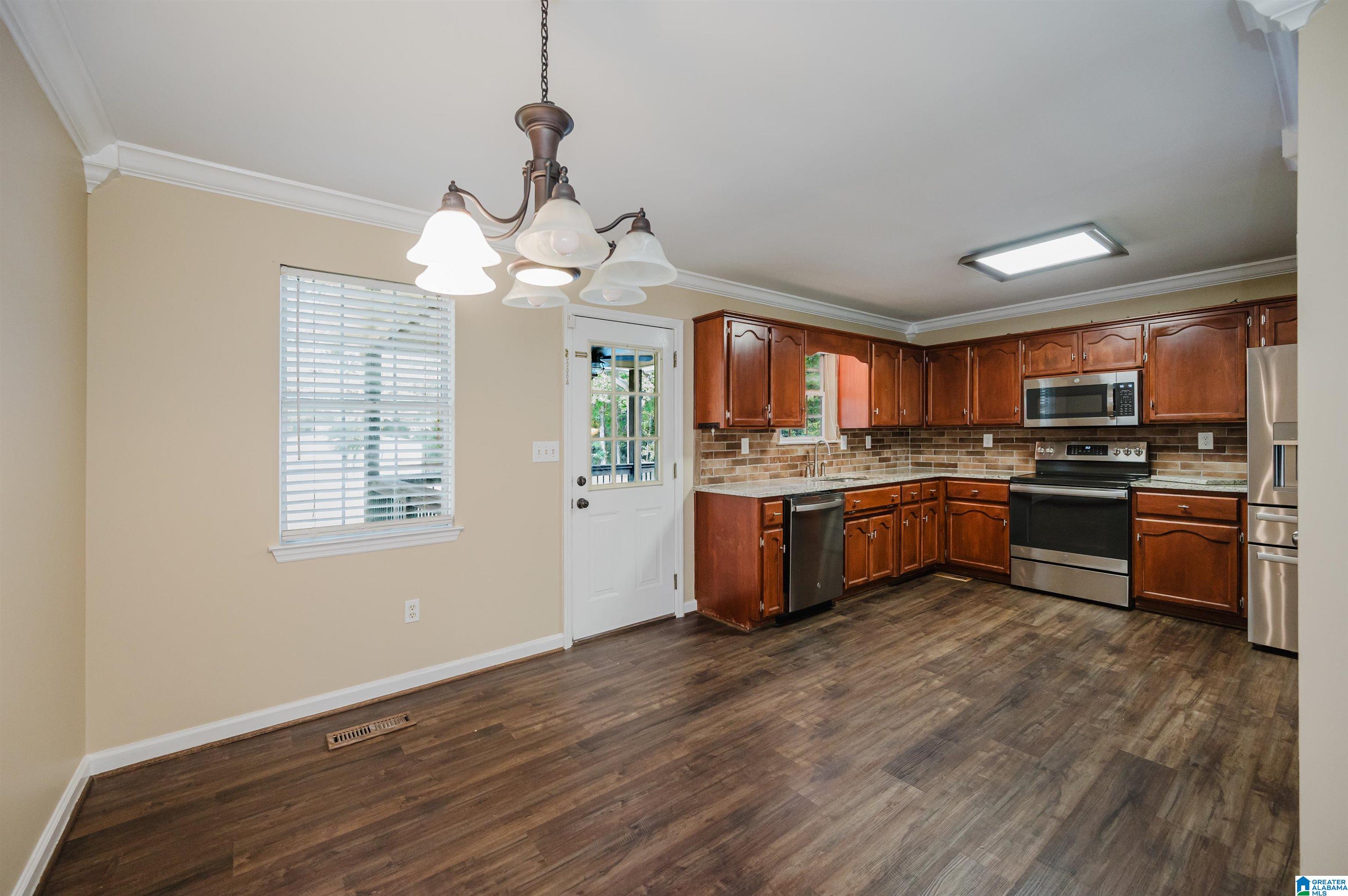 1708 Bone Dry Road Kimberly, AL 35091 - Photo 9 of 42