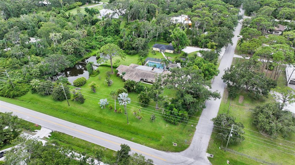 3012 Desoto Road Sarasota, FL 34234 - Photo 3 of 78 Gallery Image 3