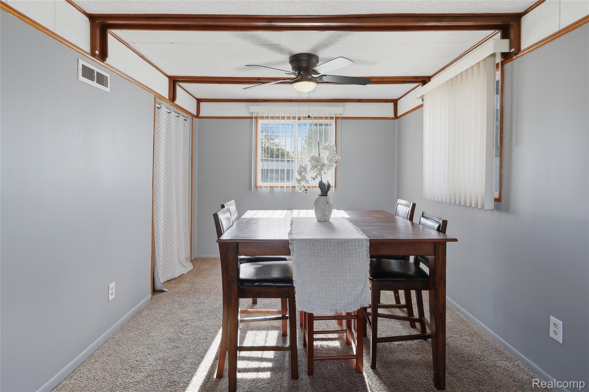 13412 Common Road Warren, MI 48088 - Photo 9 of 40 common-9.jpg