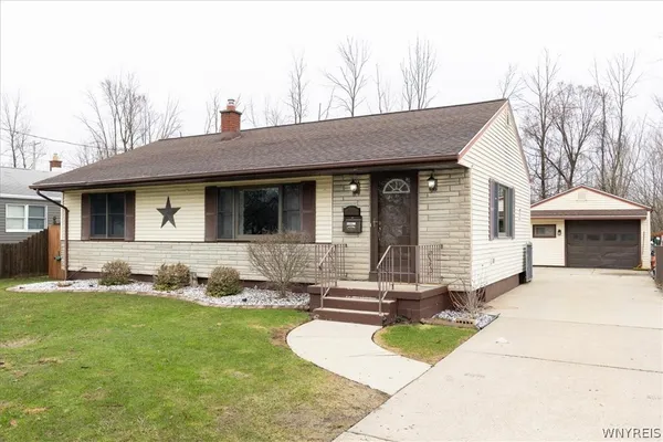 $227,900 | 1081 101st Street, Niagara Falls, NY 14304