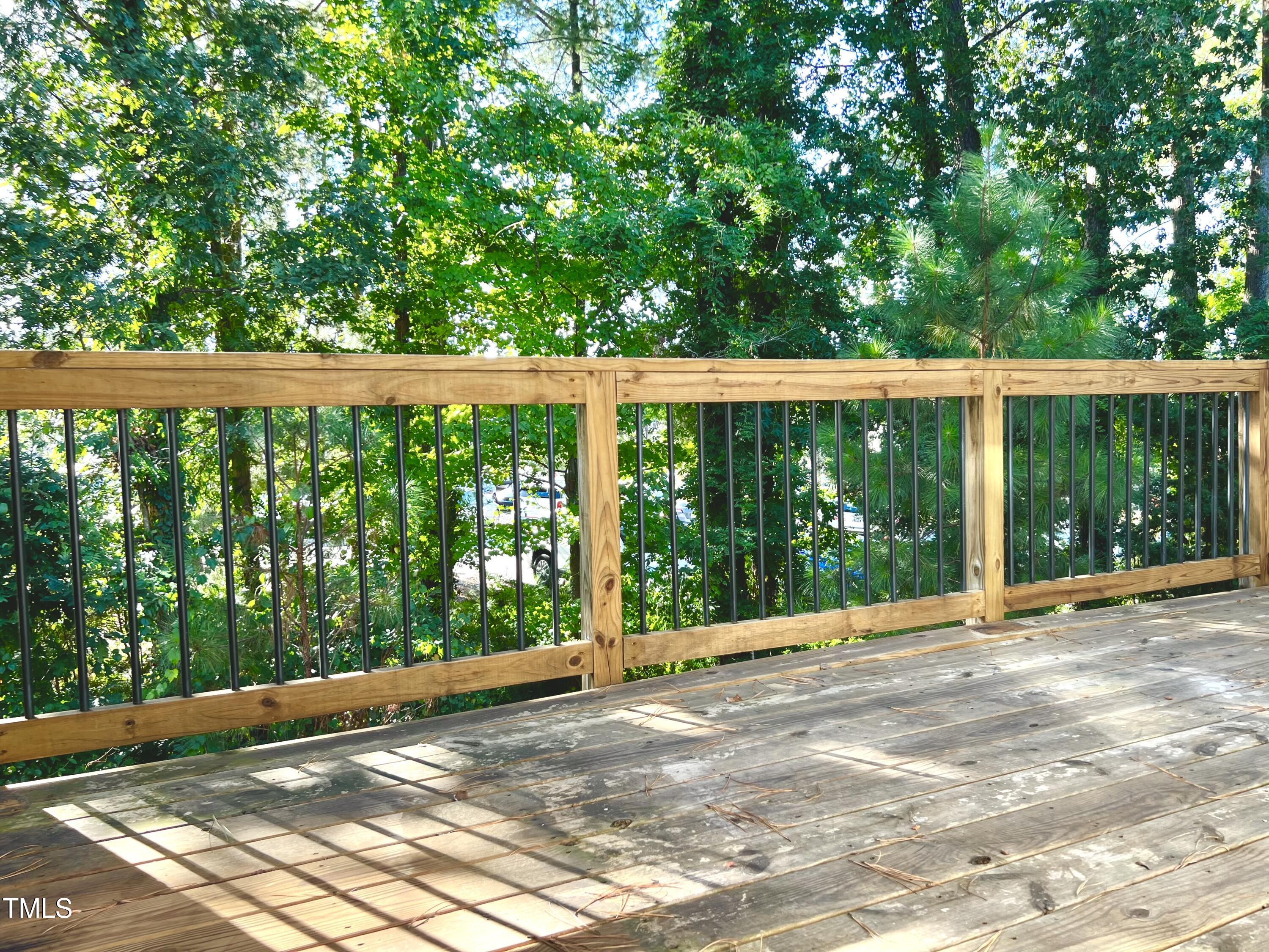 906 Waterside View Drive Raleigh, NC 27606 - Photo 2 of 27