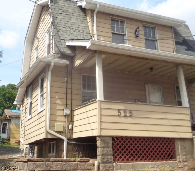 525 Highway 22 Hillside, NJ 07205 - Photo 2 of 10 a view of a house with a window
