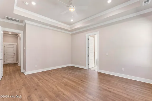 $719,900 | 394 Autumn Pheasant Loop Northwest, Calabash, NC 28467