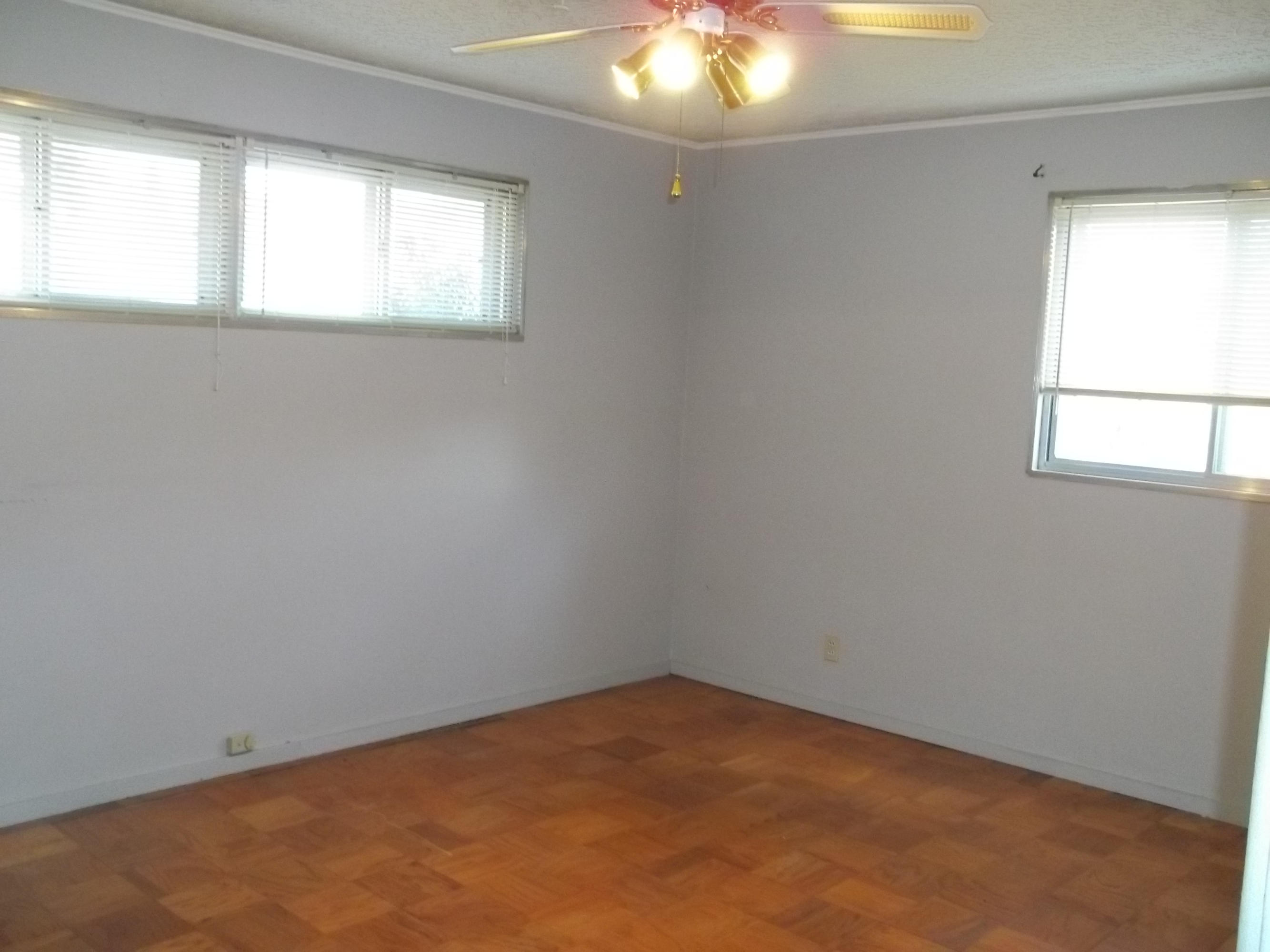 699 Robertsville Road Oak Ridge, TN 37830 - Photo 12 of 14 100_5254