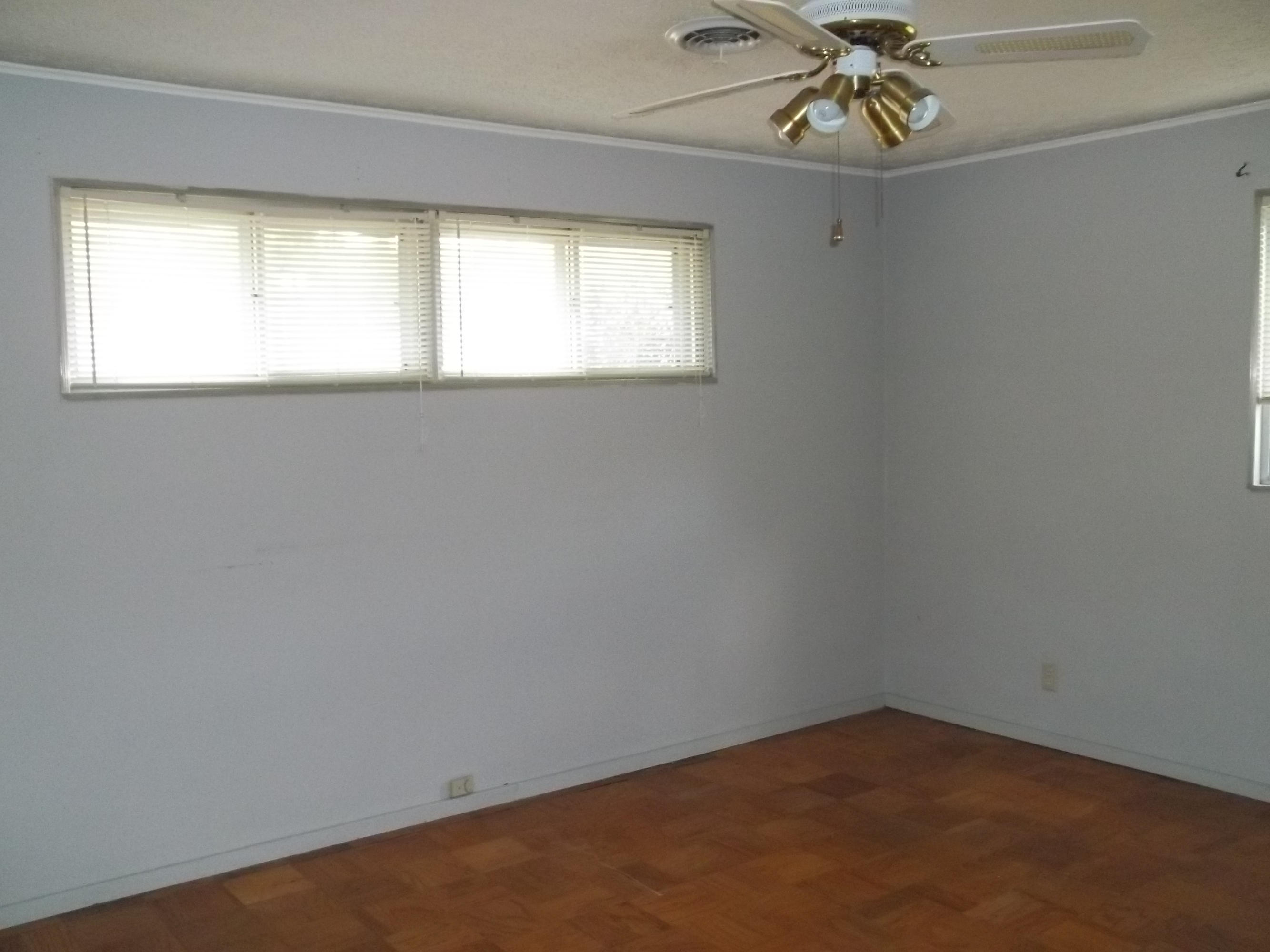 699 Robertsville Road Oak Ridge, TN 37830 - Photo 6 of 14 100_5141