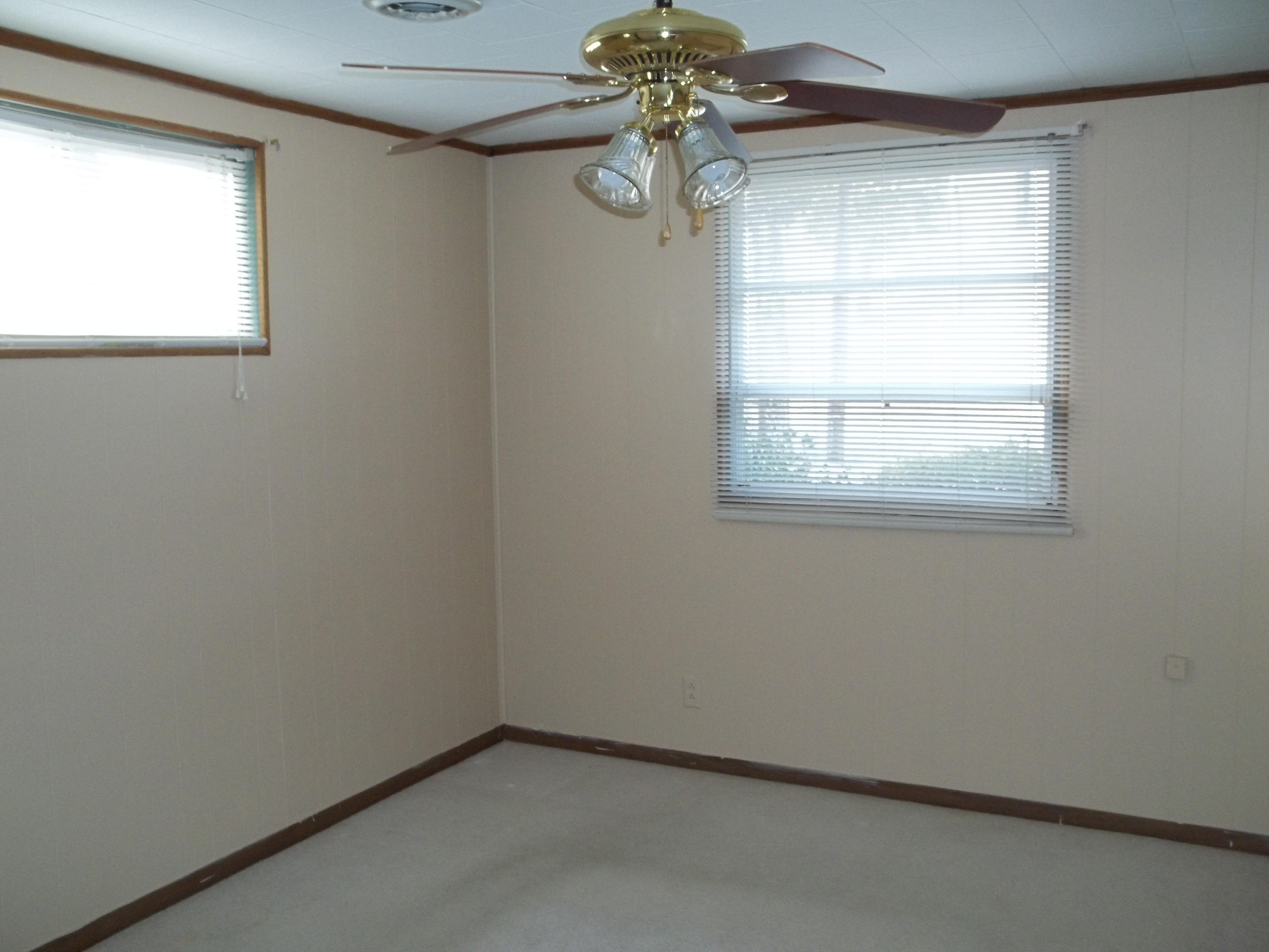 699 Robertsville Road Oak Ridge, TN 37830 - Photo 7 of 14 100_5145