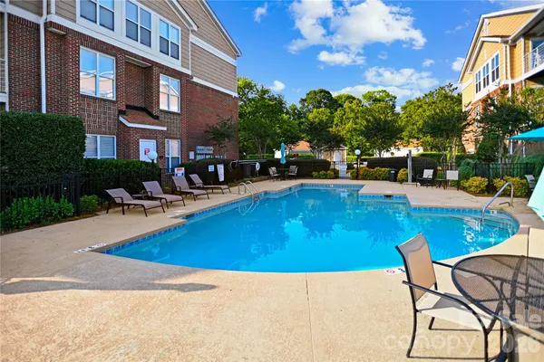 $689,900 | 18525 Harborside Drive, Cornelius, NC 28031