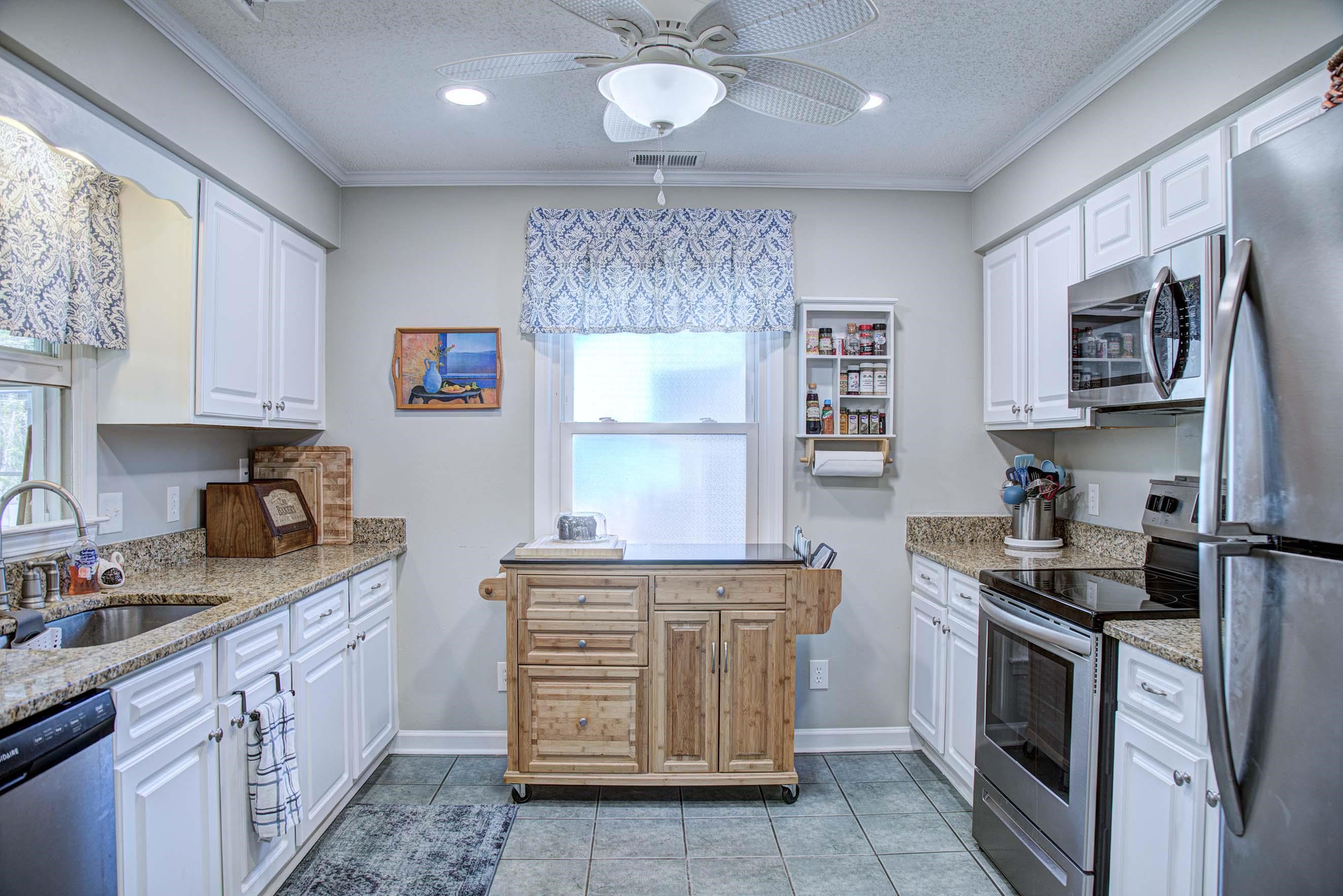 1310 Timber Row Murrells Inlet, SC 29576 - Photo 20 of 40