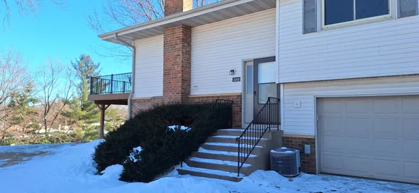 $262,000 | 4168 Sylvia Lane South, Shoreview, MN 55126