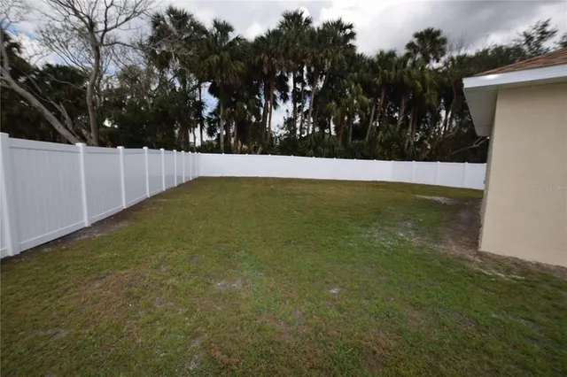 a view of outdoor space