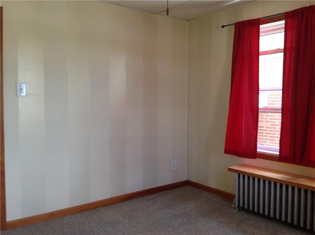 602 Friday Road Pittsburgh, PA 15209 - Photo 7 of 25 Dining Room