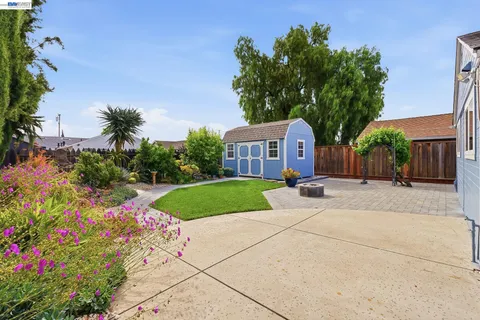 $850,000 | 614 James Street, Livermore, CA 94551
